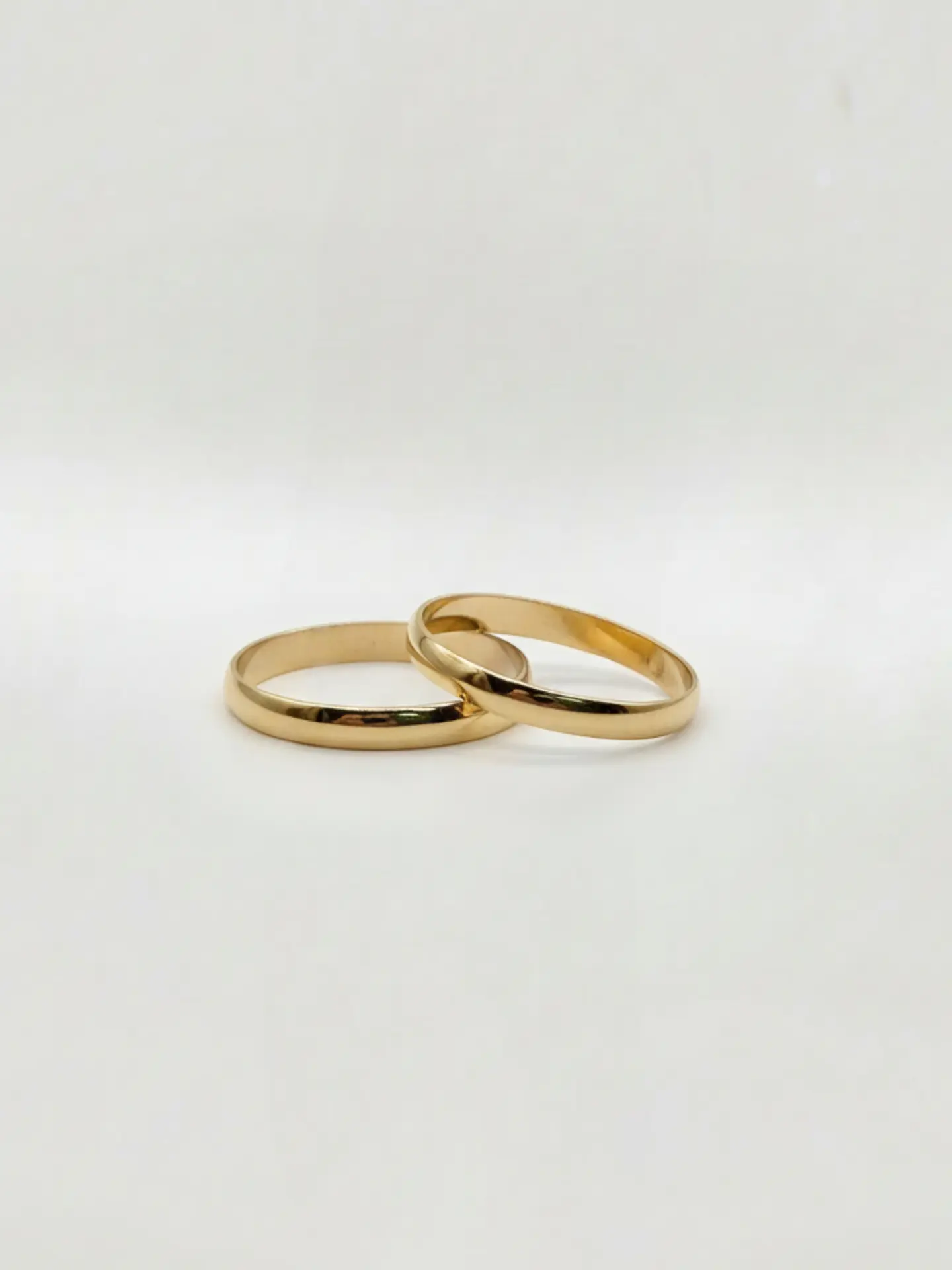 Argollas Tradición Espejo 3 mm Oro 18k 3