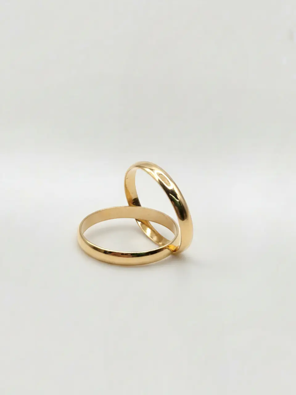 Argollas Tradición Espejo 3 mm Oro 18k 5