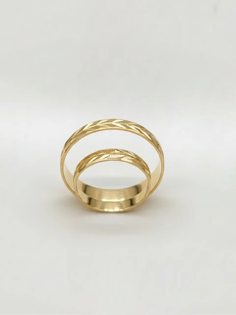 Argollas Nupciales Tallado Espiga 4 mm Oro 18k 3
