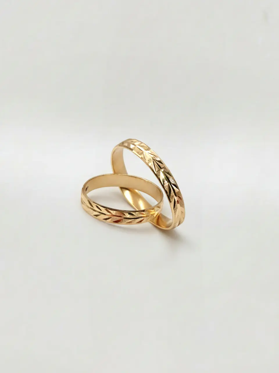 Argollas Nupciales Tallado Espiga 4 mm Oro 18k 4