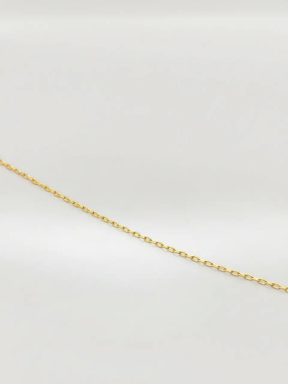 Cadena Minimalista Oro 18k 2