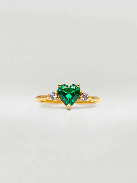 Anillo Princesa Corazón de Esmeralda Oro 18k