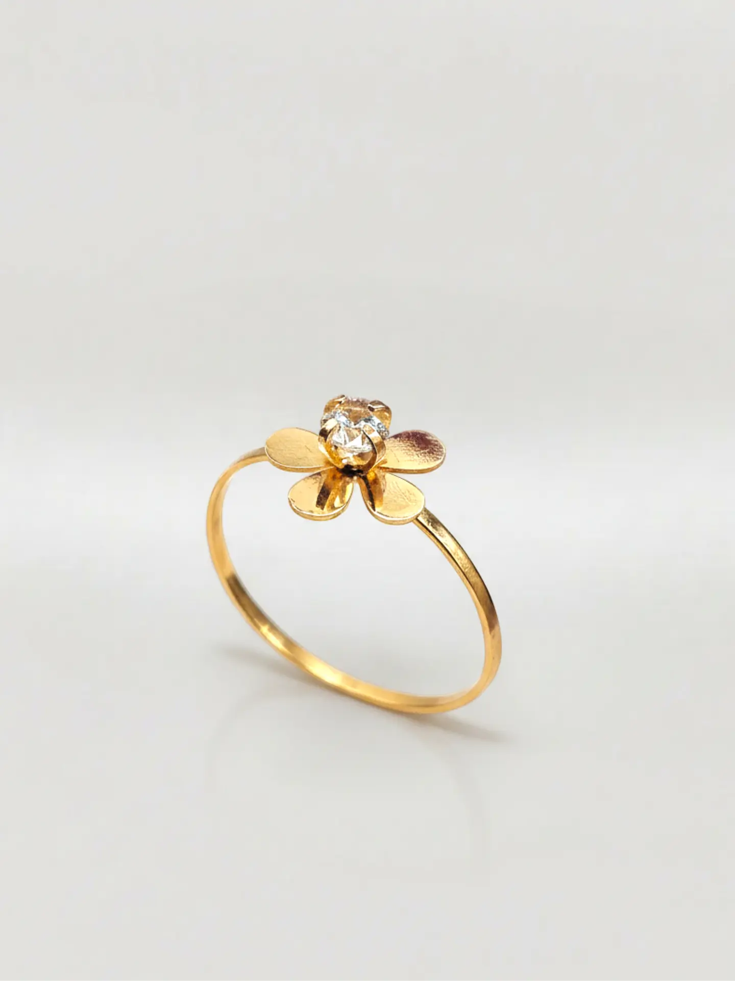 Anillo Flor de Mayo con Circón Oro 18k 1