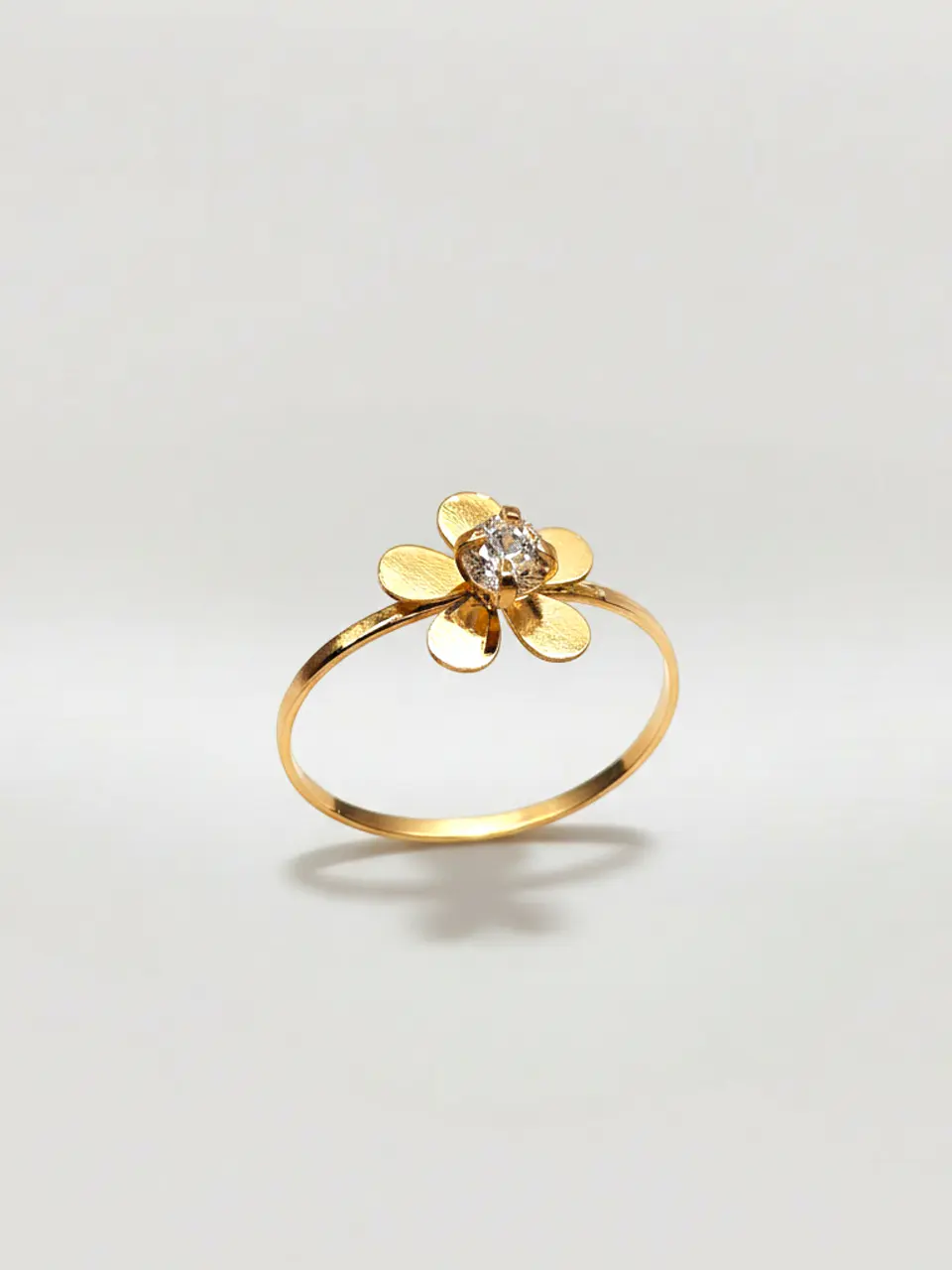 Anillo Flor de Mayo con Circón Oro 18k 2