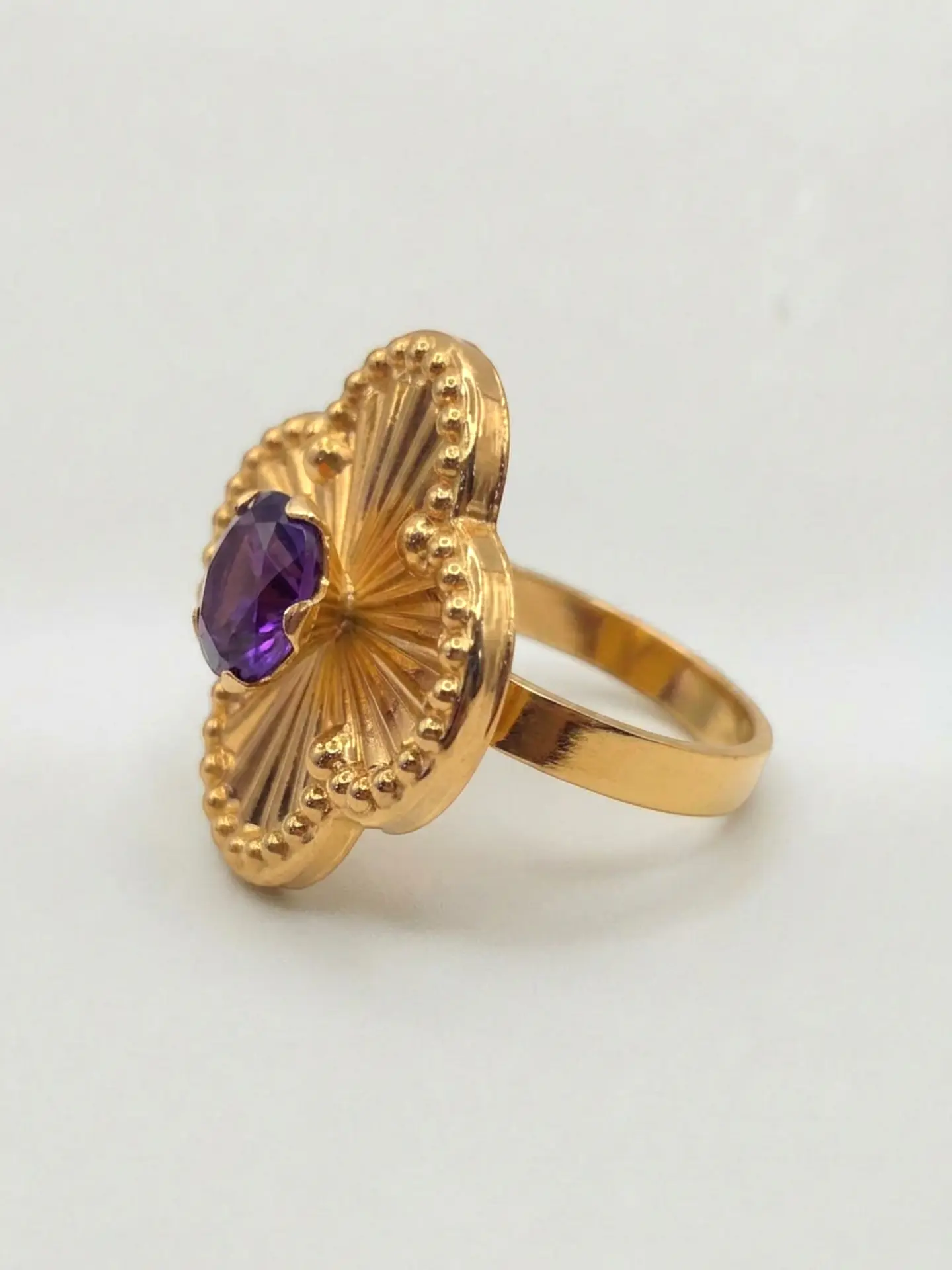 Anillo Flor Satín de Amatista Oro 18k 2