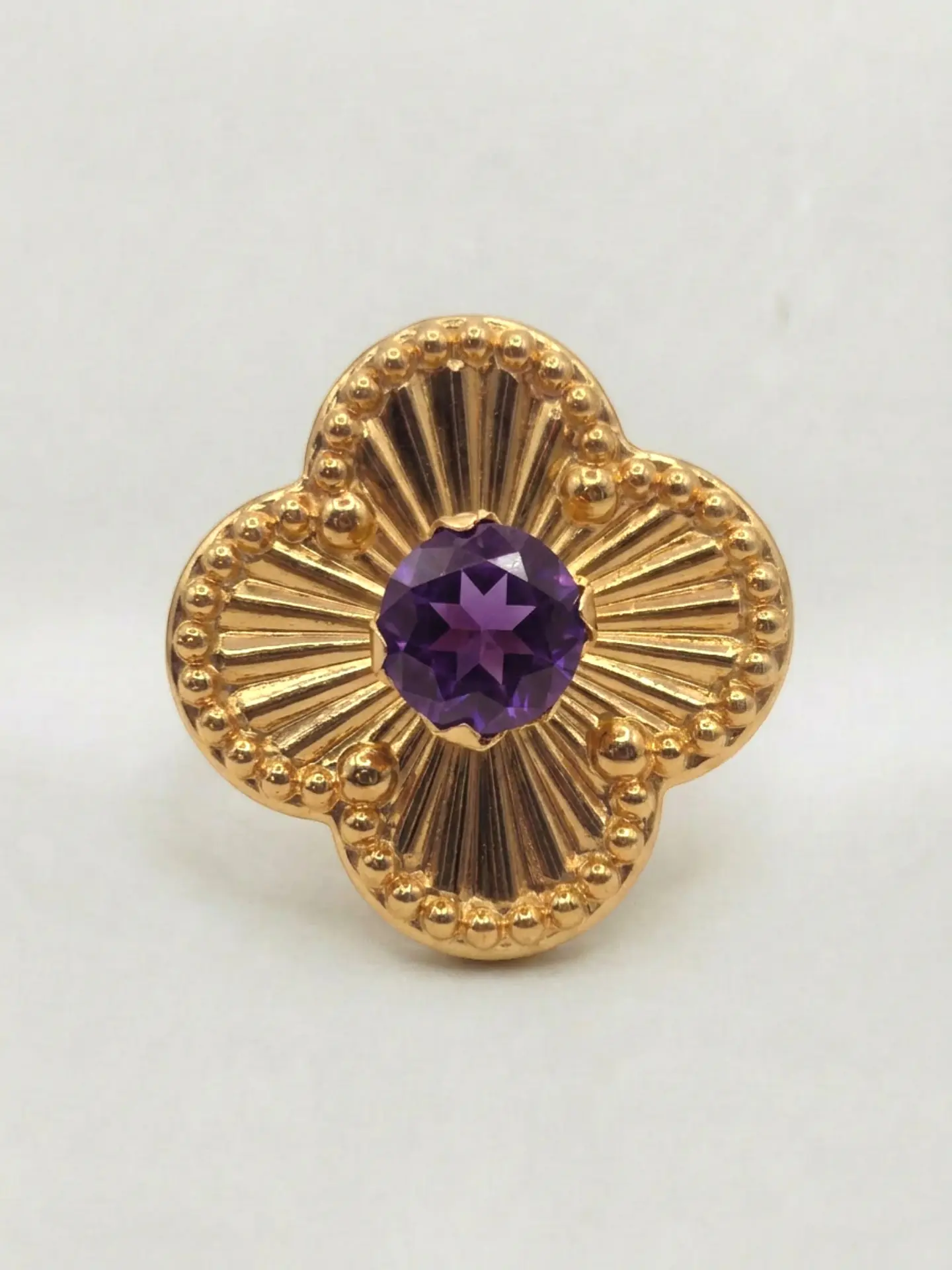 Anillo Flor Satín de Amatista Oro 18k 6