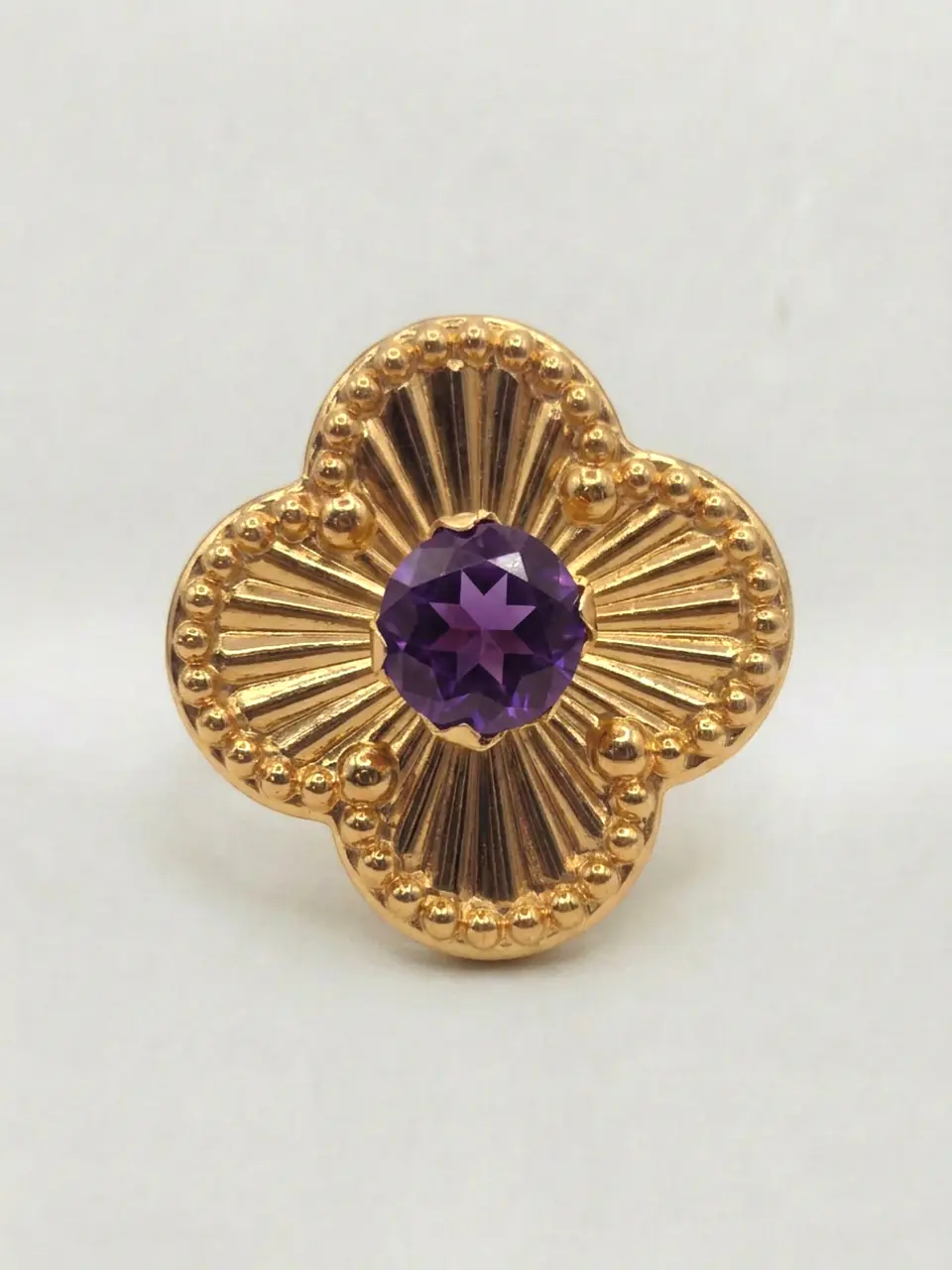 Anillo Flor Satín de Amatista Oro 18k 6