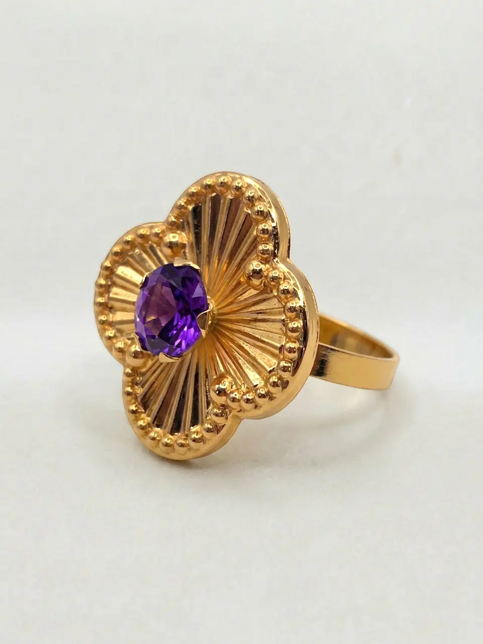 Anillo Flor Satín de Amatista Oro 18k 7