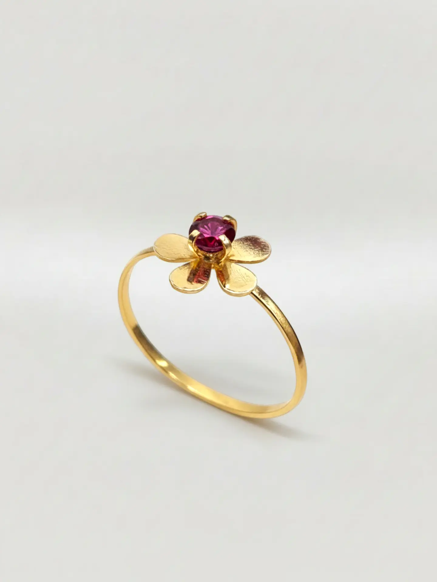 Anillo Flor de Mayo de Rubí Oro 18k 4