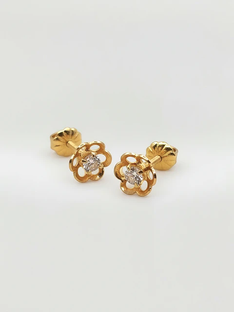 Aros Flor de Mayo con Circón Grande Oro 18k
