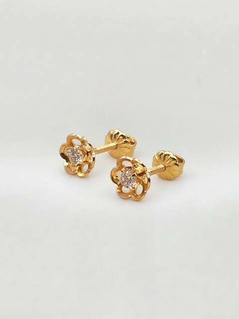 Aros Flor de Mayo con Circón Grande Oro 18k