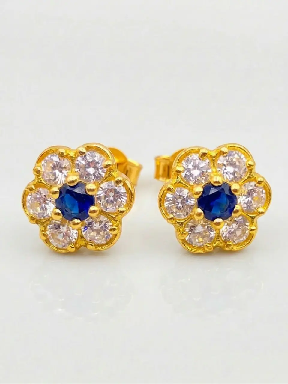 Aros Roseta Zafiro Real Grande Oro 18k 5