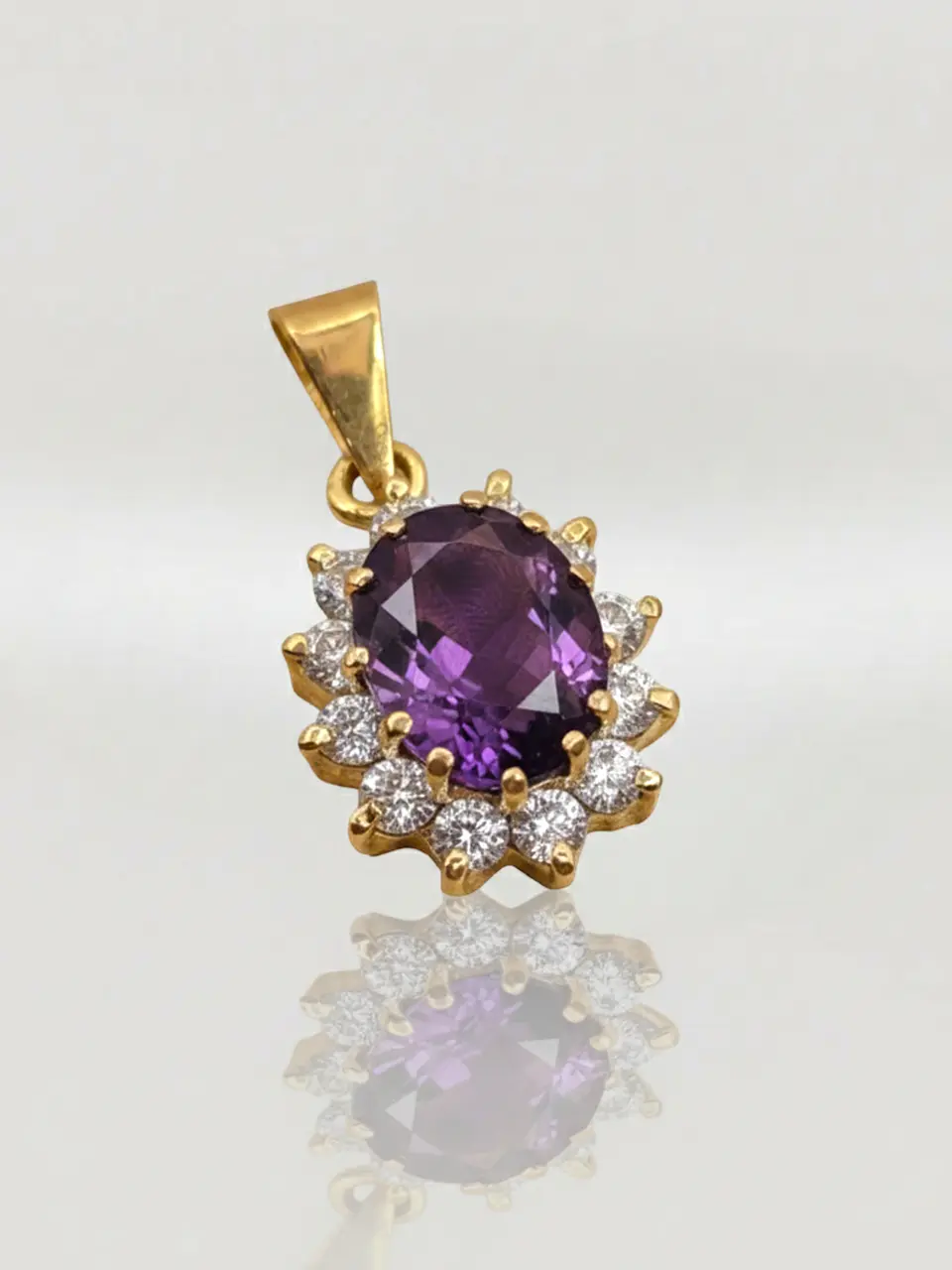 Colgante Reina Amatista Mística y Circones Oro 18k 1
