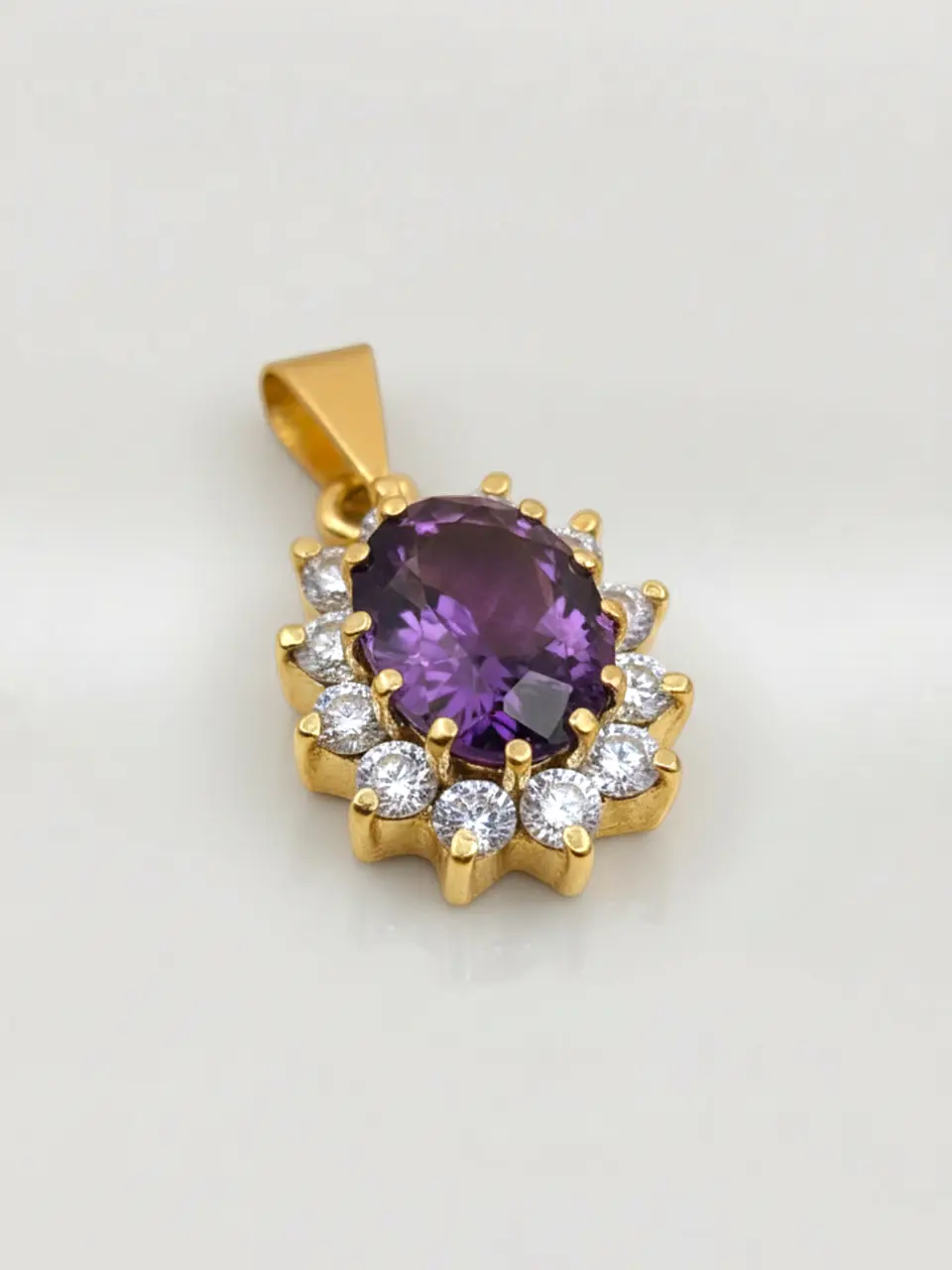 Colgante Reina Amatista Mística y Circones Oro 18k 3