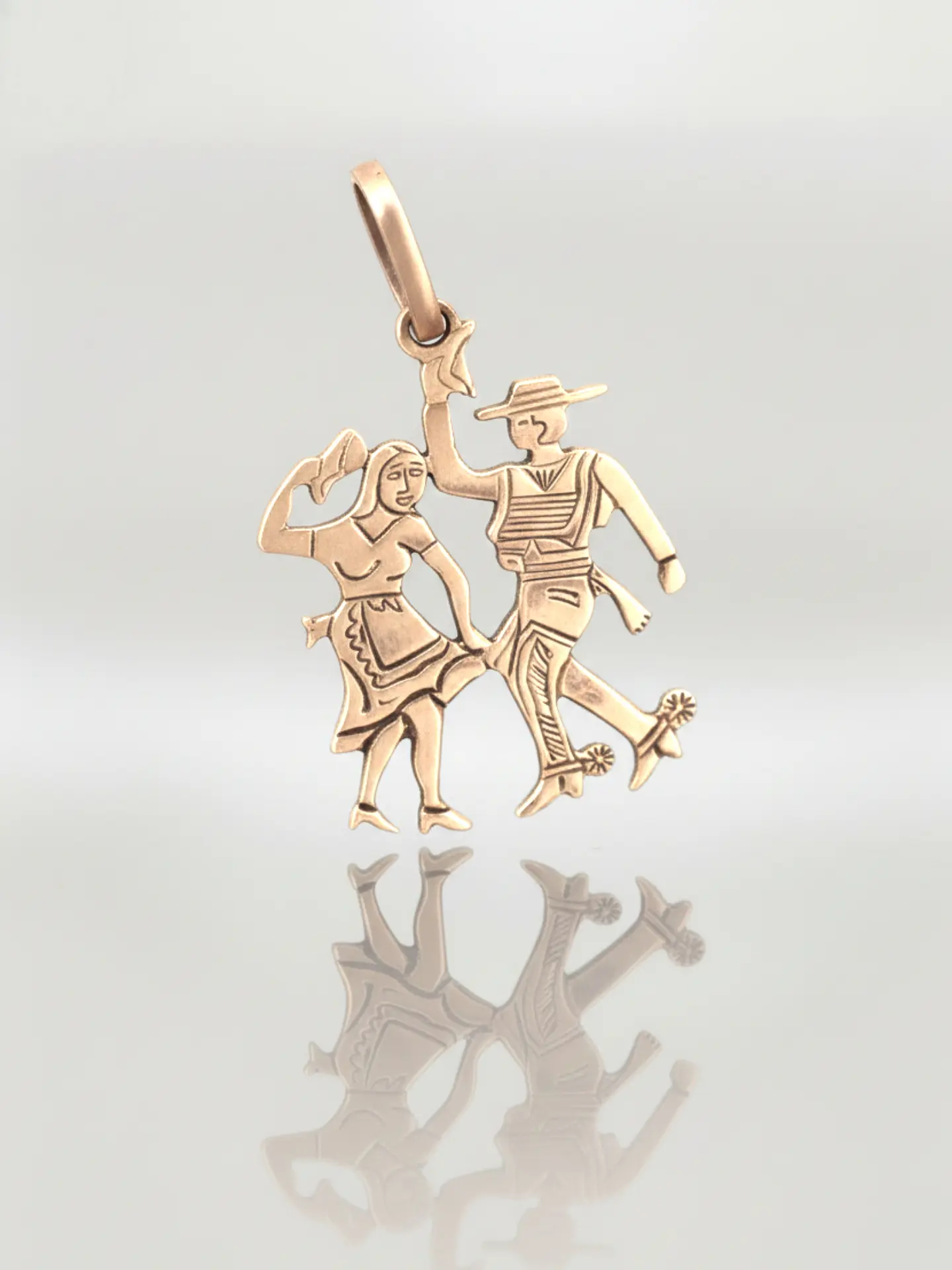 Colgante Tradición Chilena Huasos Oro 18k 5