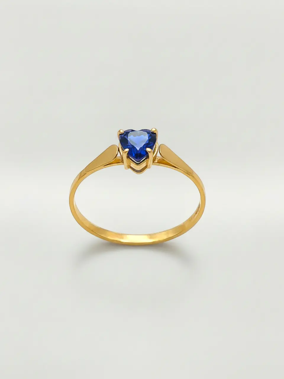 Anillo Chatón Corazón de Zafiro Oro 18k 1