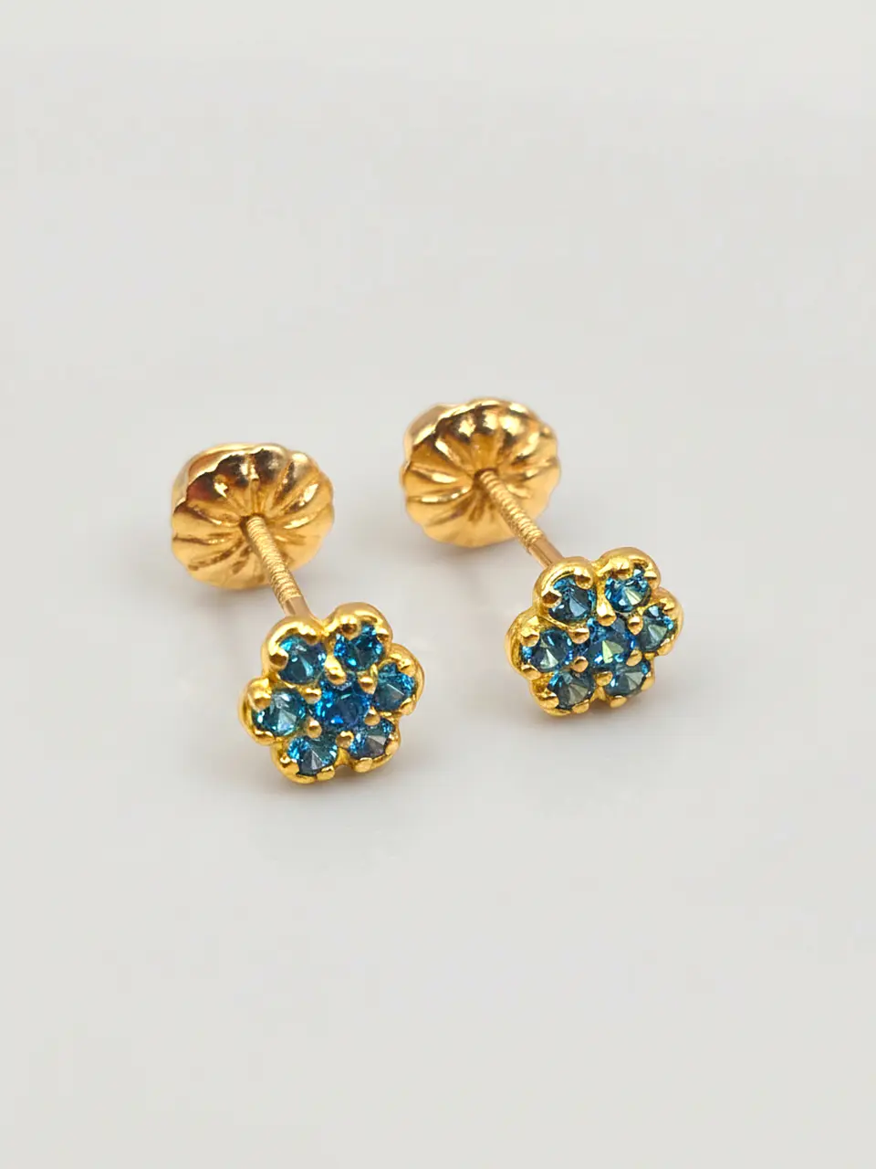 Aros Roseta Mar de Cristal Aguamarina Mediano Oro 18k 5