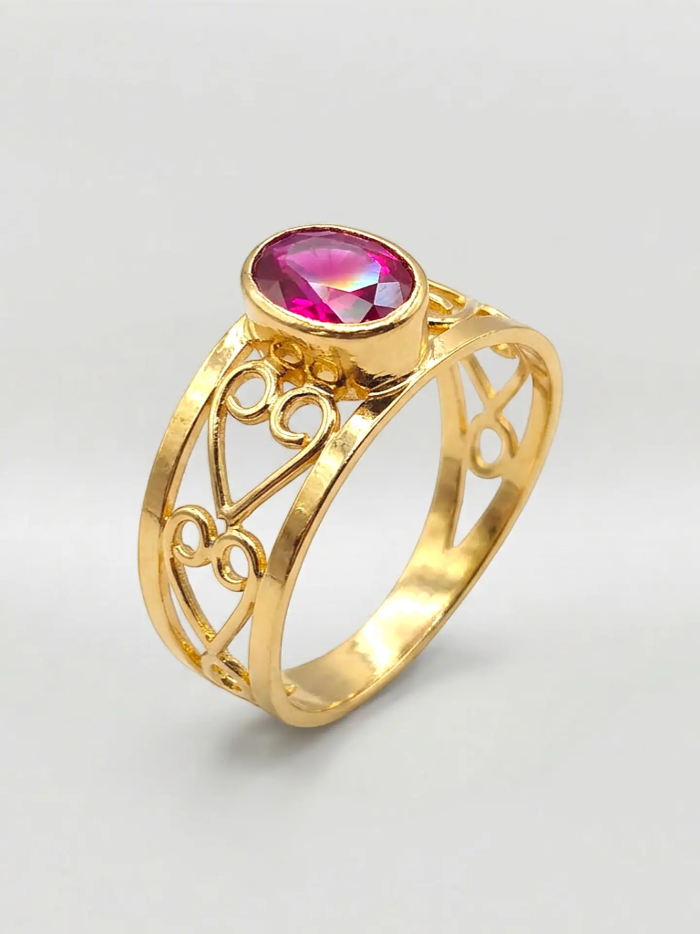 Anillo Olimpo Majestuoso de Rubí Oro 18k 5