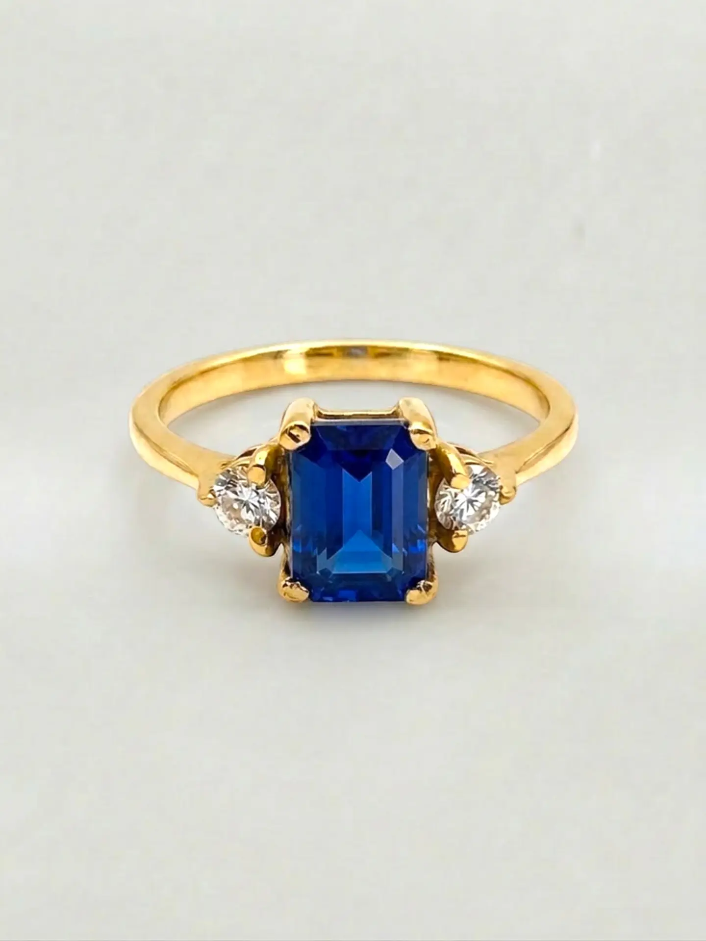 Anillo Reina de Zafiro Real Oro 18k 1