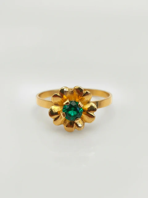 Anillo Flor de Mayo de Esmeralda Oro 18k