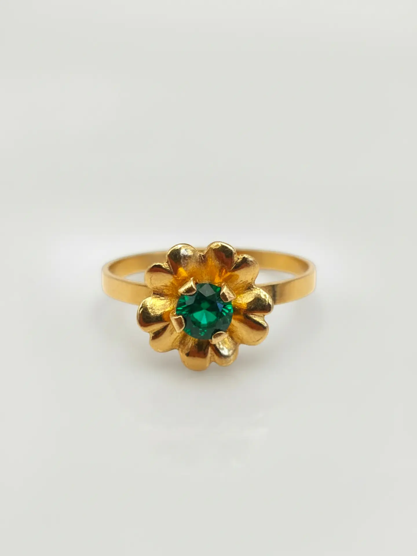 Anillo Flor de Mayo de Esmeralda Oro 18k 1