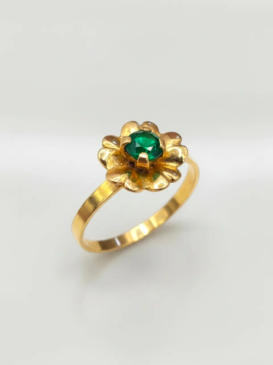 Anillo Flor de Mayo de Esmeralda Oro 18k 4