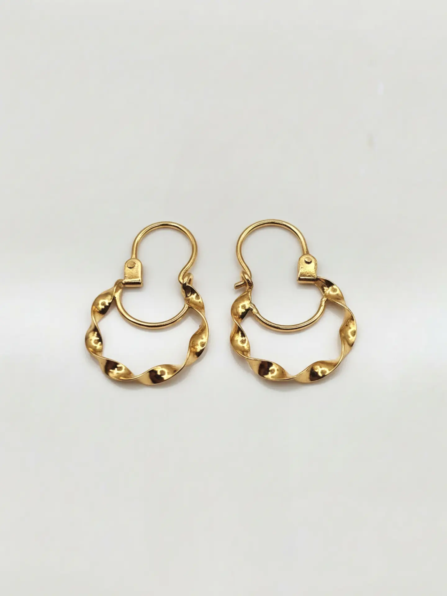 Aros Argolla Espiral de Gala Oro 18k 1