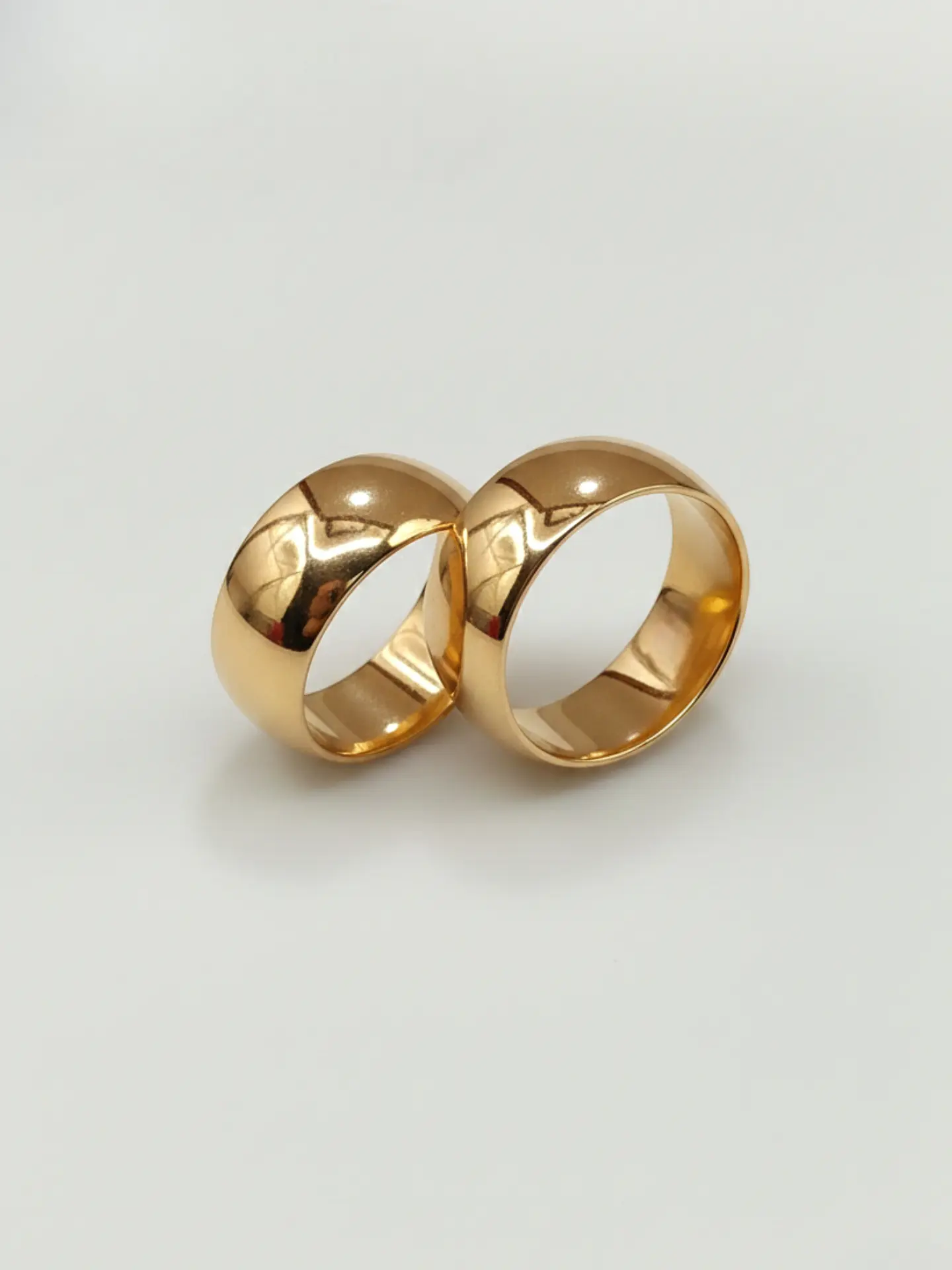 Argollas Tradición Media Caña 8 mm Oro 18k 4