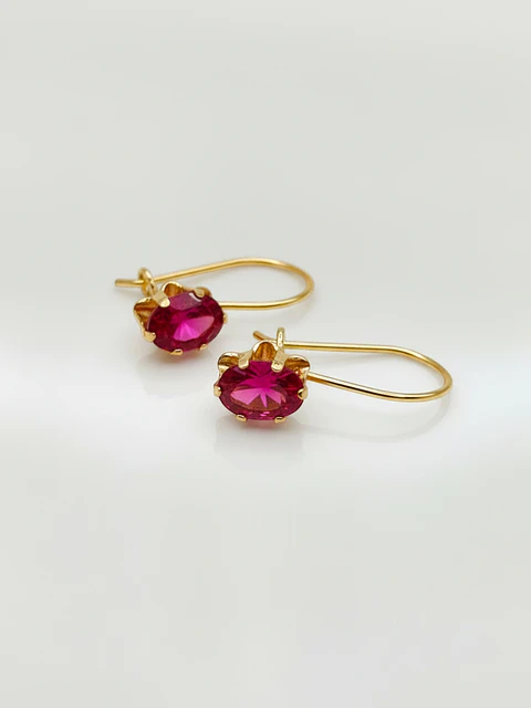 Aros Chatón Italiano Pasión de Rubí Oro 18k