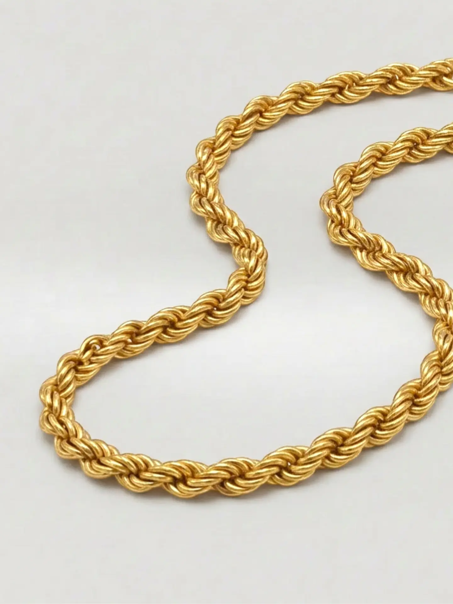 Cadena Espiral Majestuosa Oro 18k 3