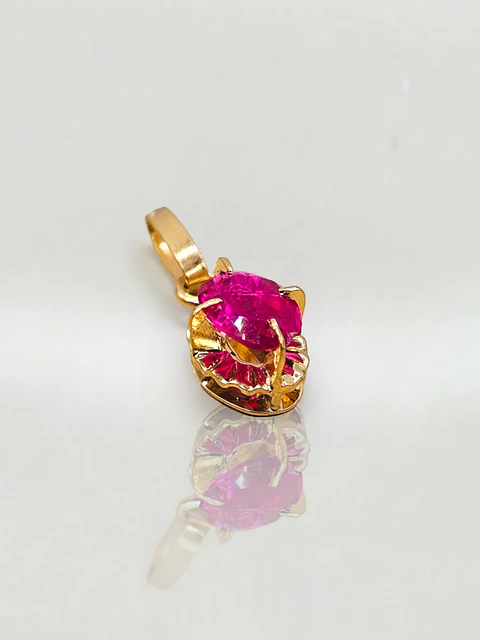 Colgante Chatón Oval Pasión de Rubí Oro 18k