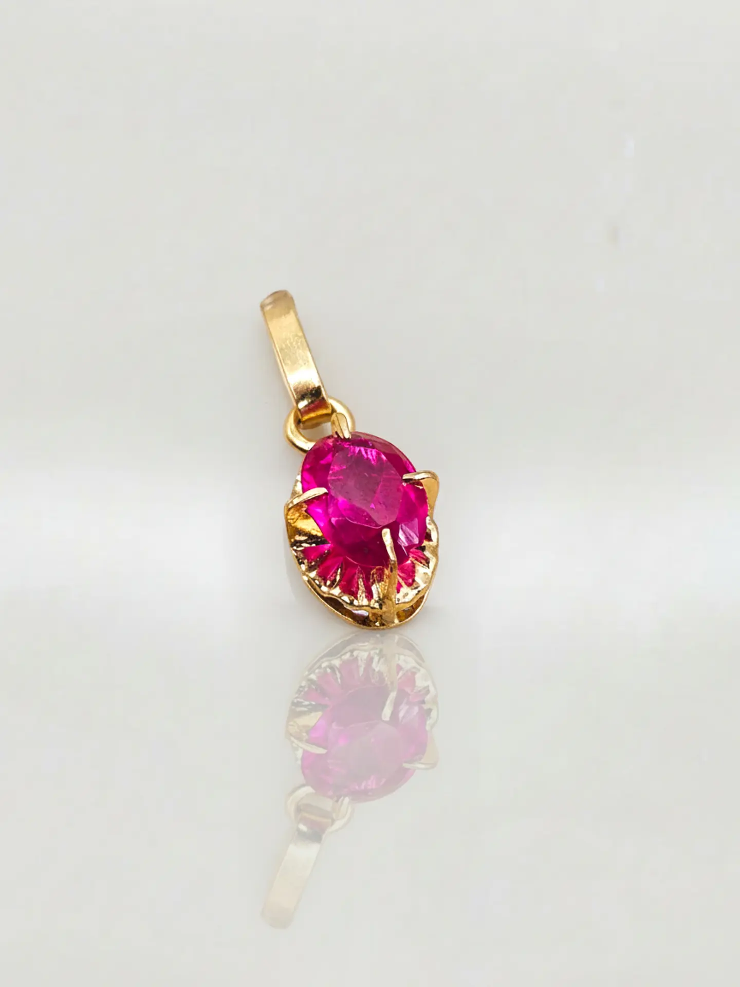 Colgante Chatón Oval Pasión de Rubí Oro 18k 4