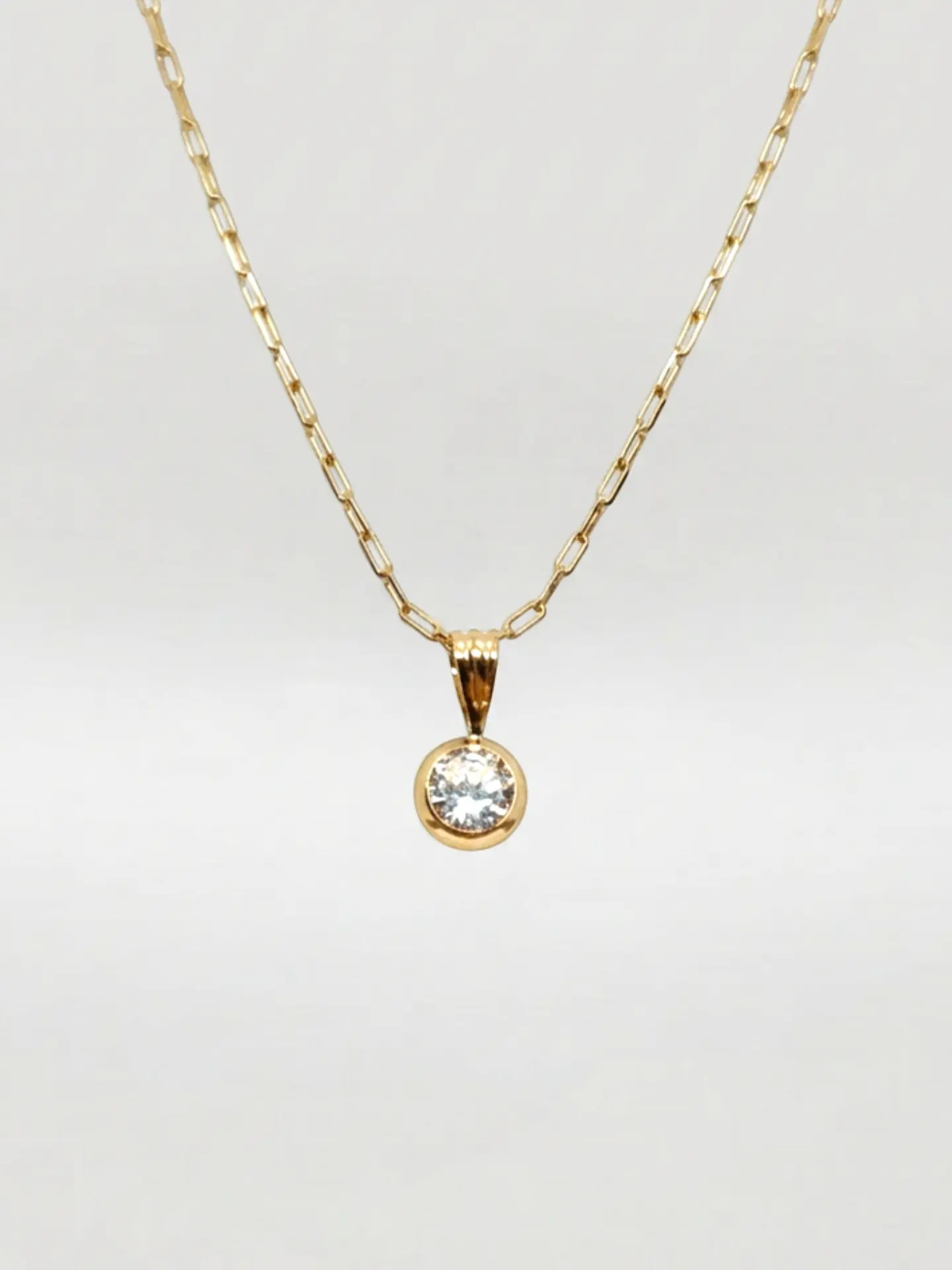 Cadena Esencia con Punto de Luz Circón Oro 18k 1