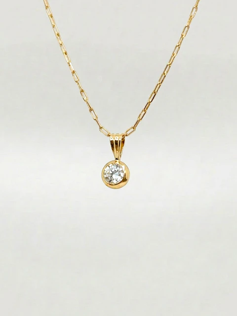 Cadena Esencia con Punto de Luz Circón Oro 18k