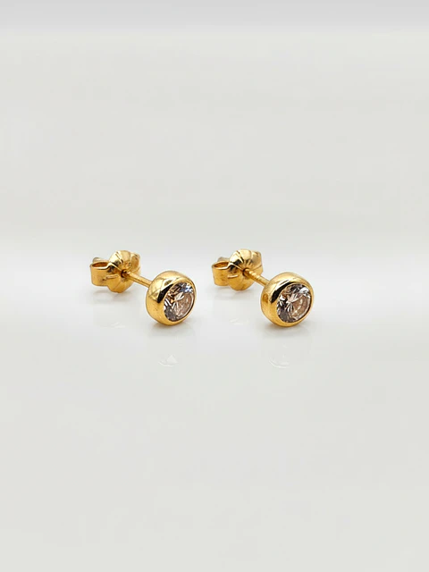 Aros Punto de Luz Resplandor Circón Mediano Oro 18k