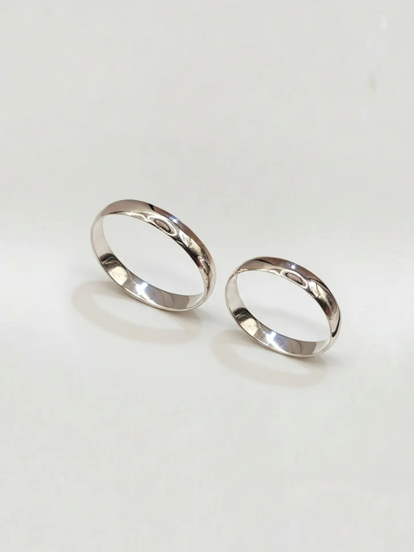 Argollas Nupciales Media Caña 3 mm Oro Blanco 18k 7