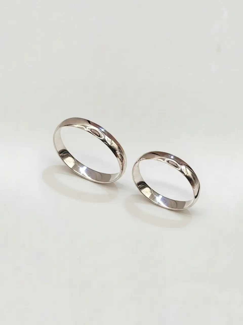 Argollas Nupciales Media Caña 3 mm Oro Blanco 18k 7