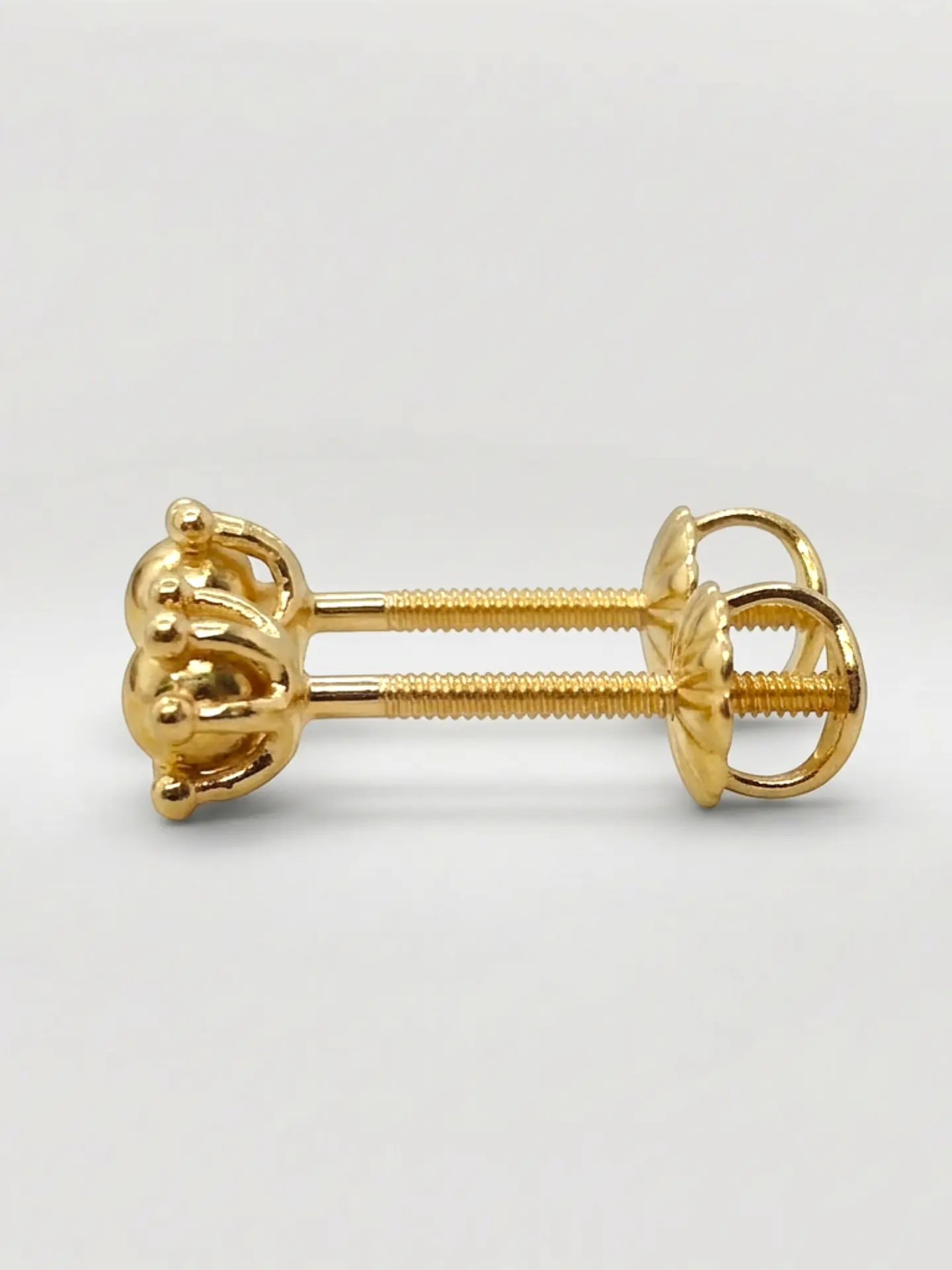 Aros Pistilo Esfera Clásica Oro 18k 1