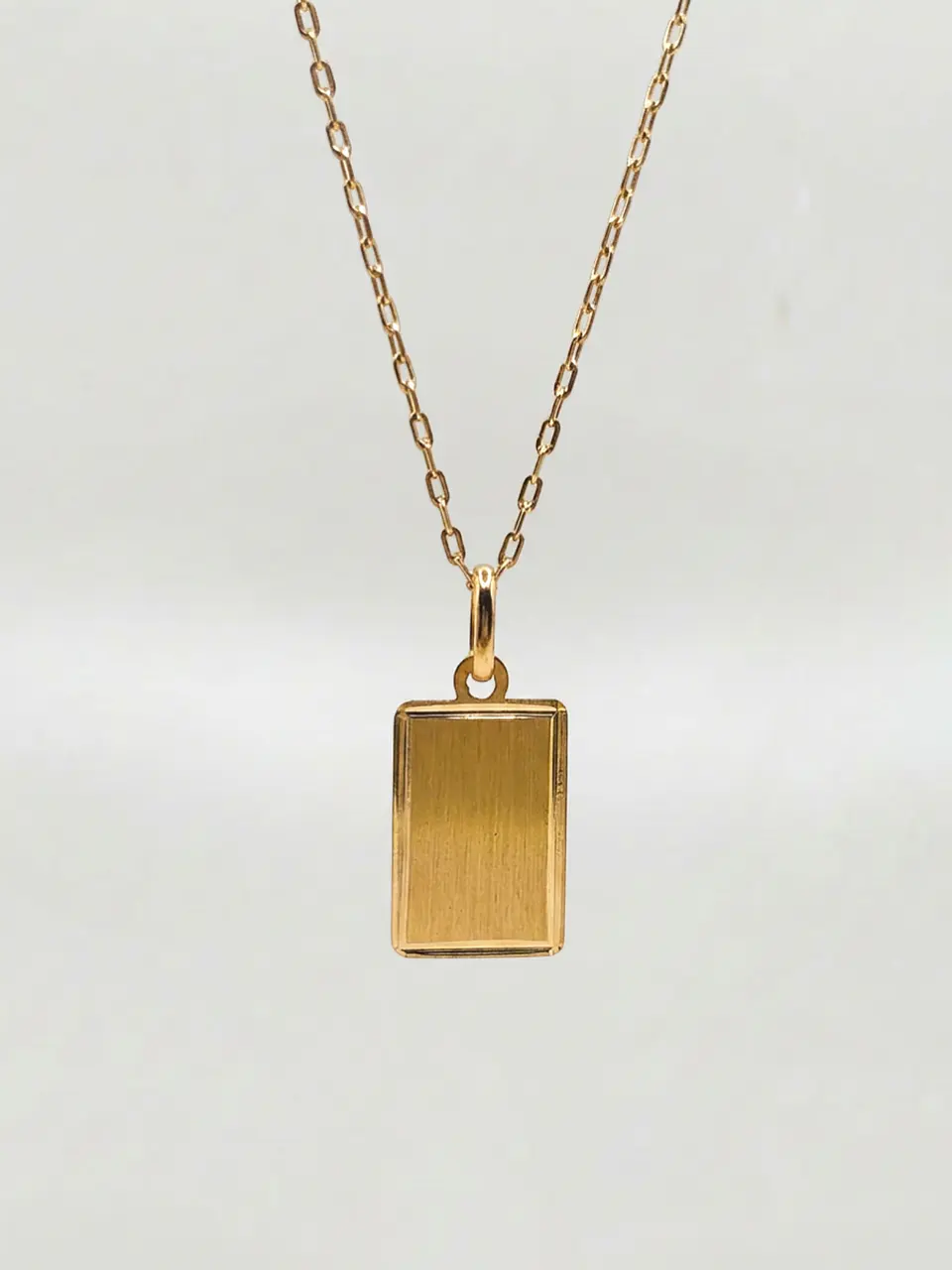 Cadena Placa Satín Identidad Oro 18k 1