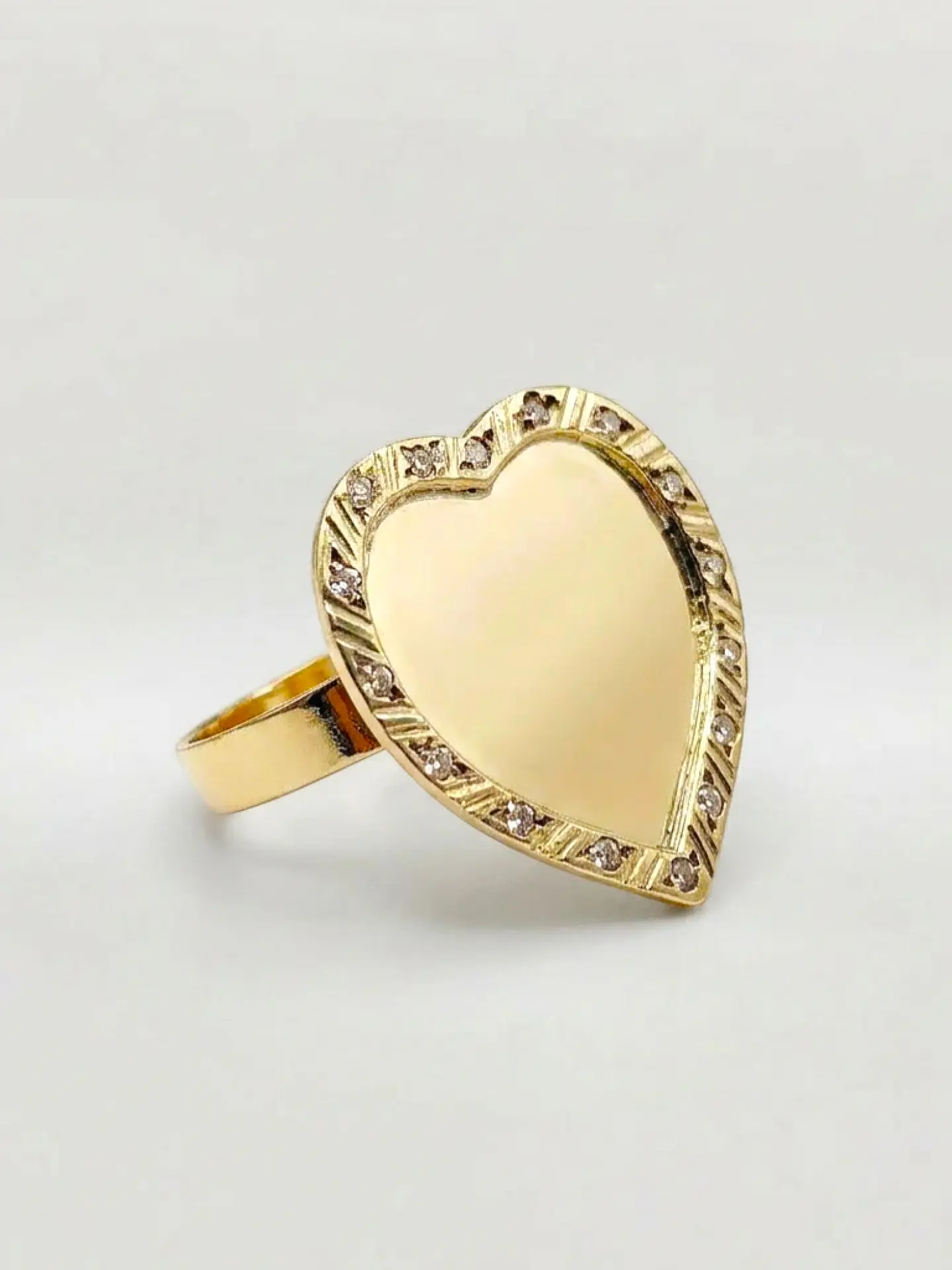 Anillo Corazón Tazo con Circones Oro 18k 3