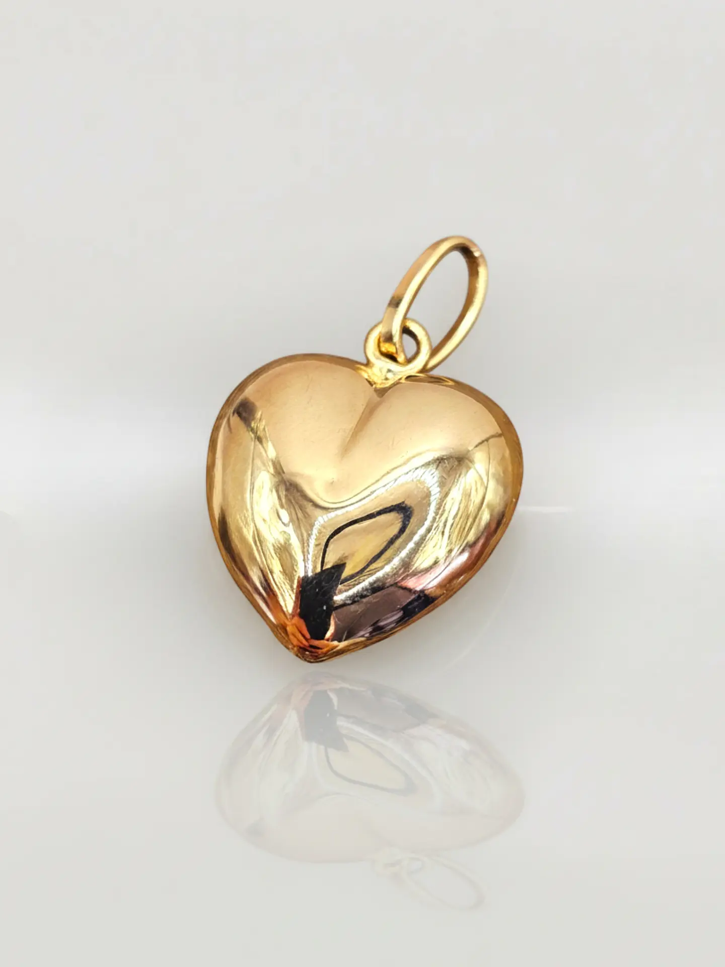 Colgante Corazón de Amor Eterno Oro 18k 1