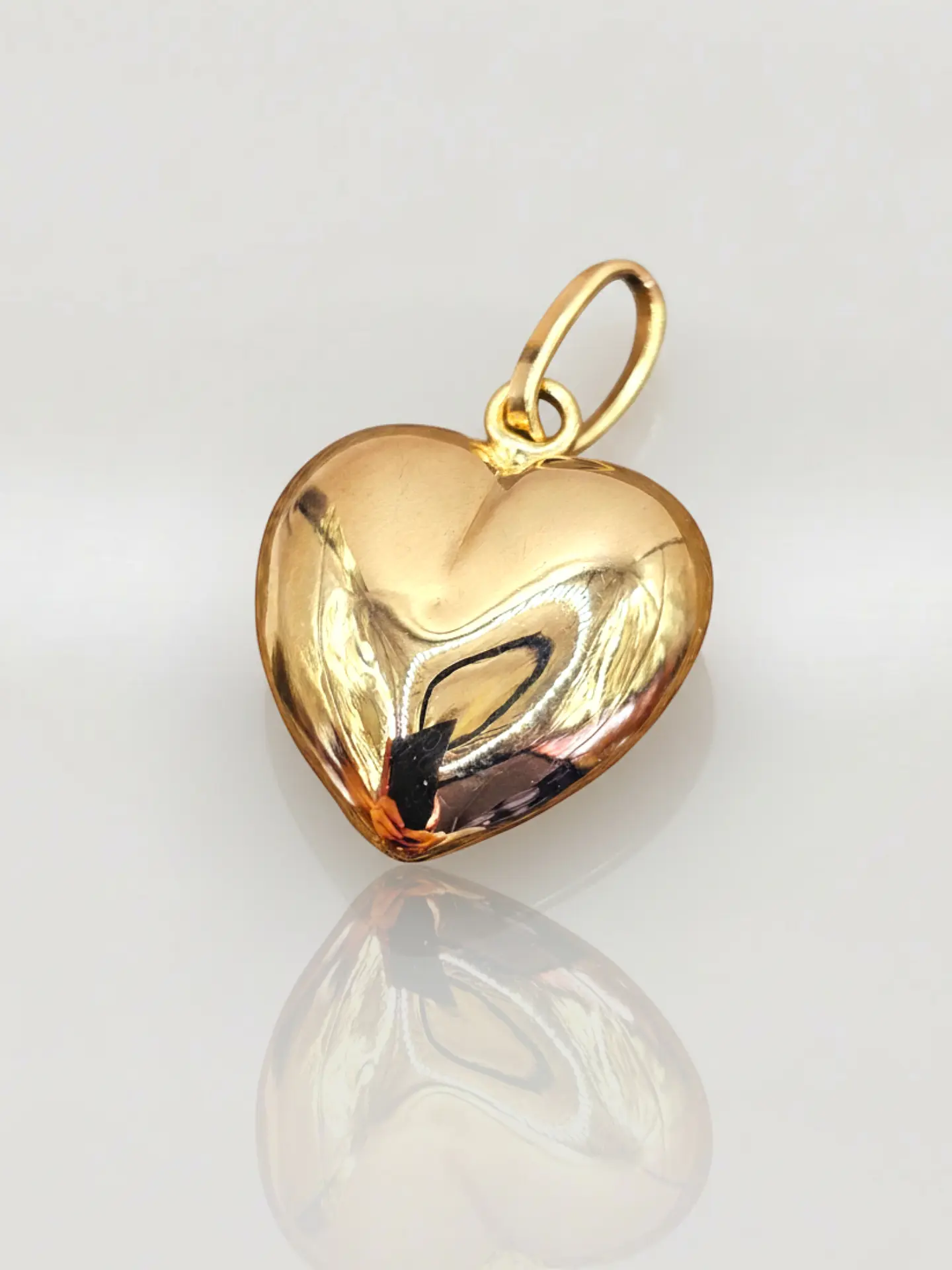 Colgante Corazón de Amor Eterno Oro 18k 4