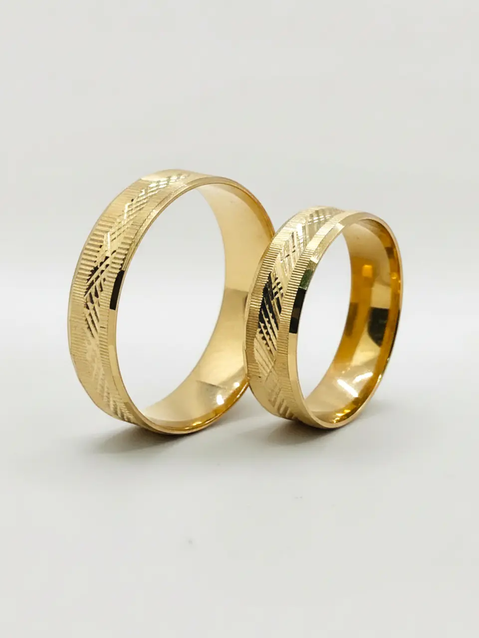Argollas Nupciales Diseño Exclusivo 5 mm Oro 18k 5
