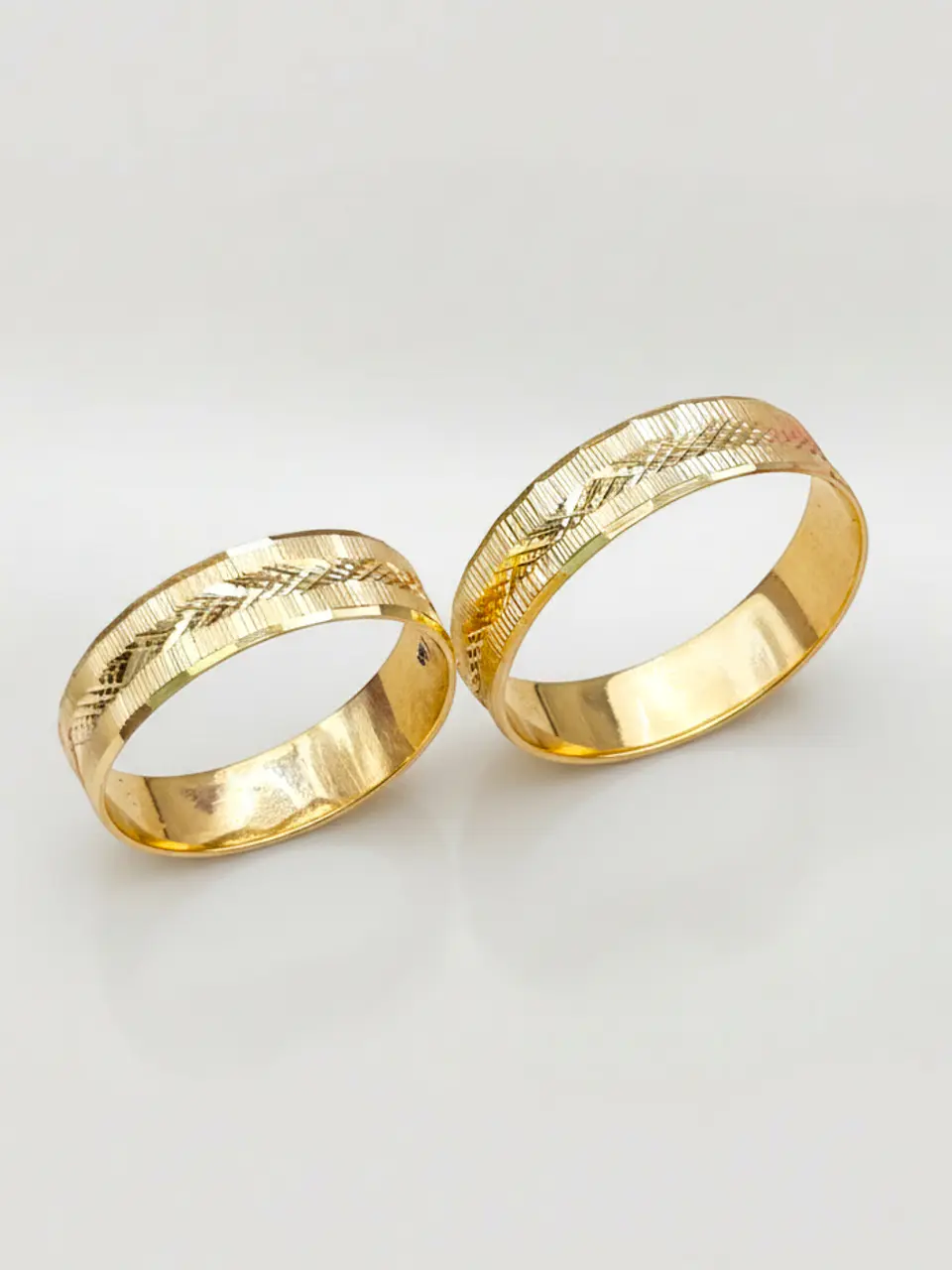 Argollas Nupciales Diseño Exclusivo 5 mm Oro 18k 7