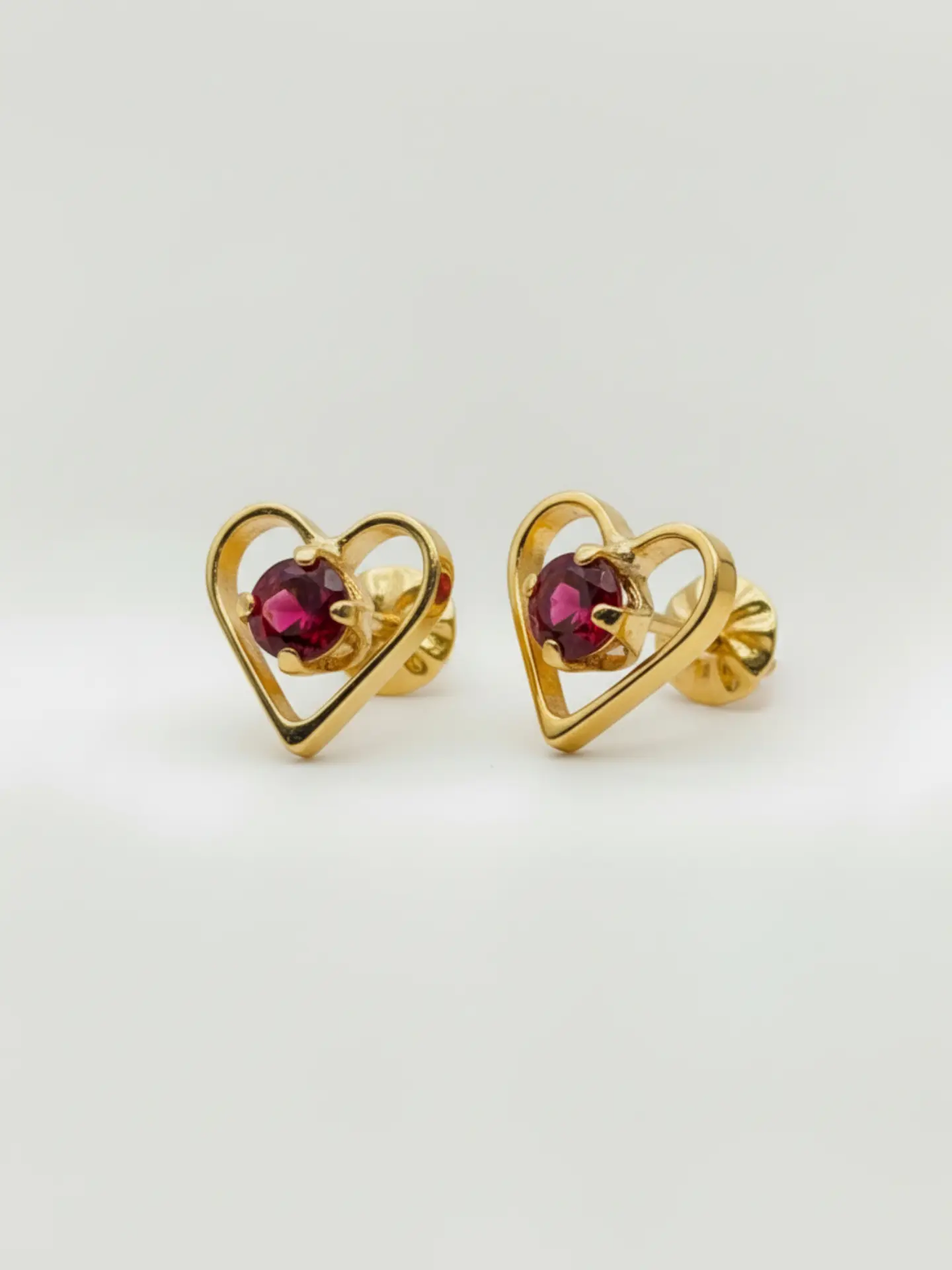 Aros Corazón de Rubí Pasión Grande Oro 18k 4