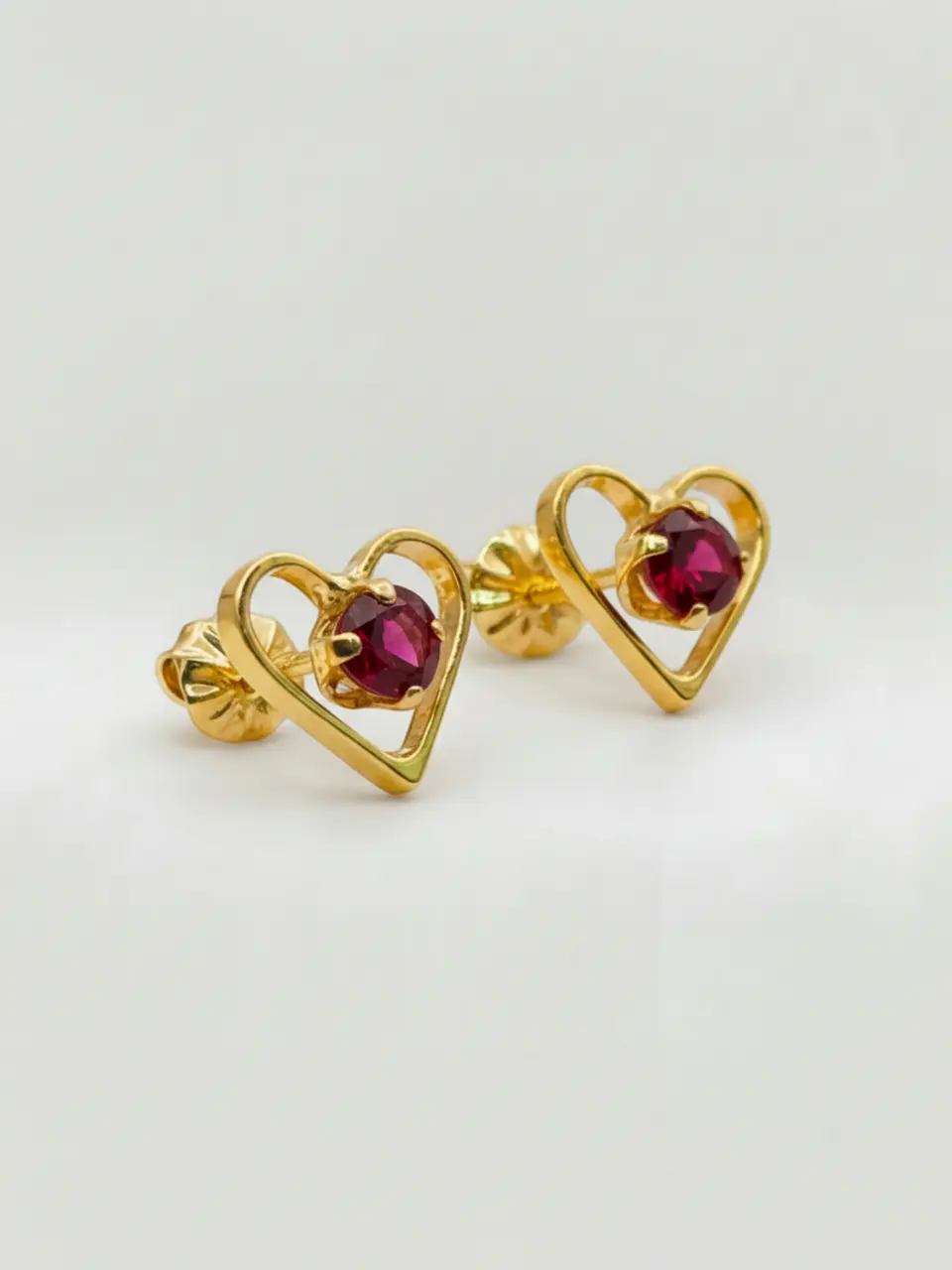 Aros Corazón de Rubí Pasión Grande Oro 18k 5