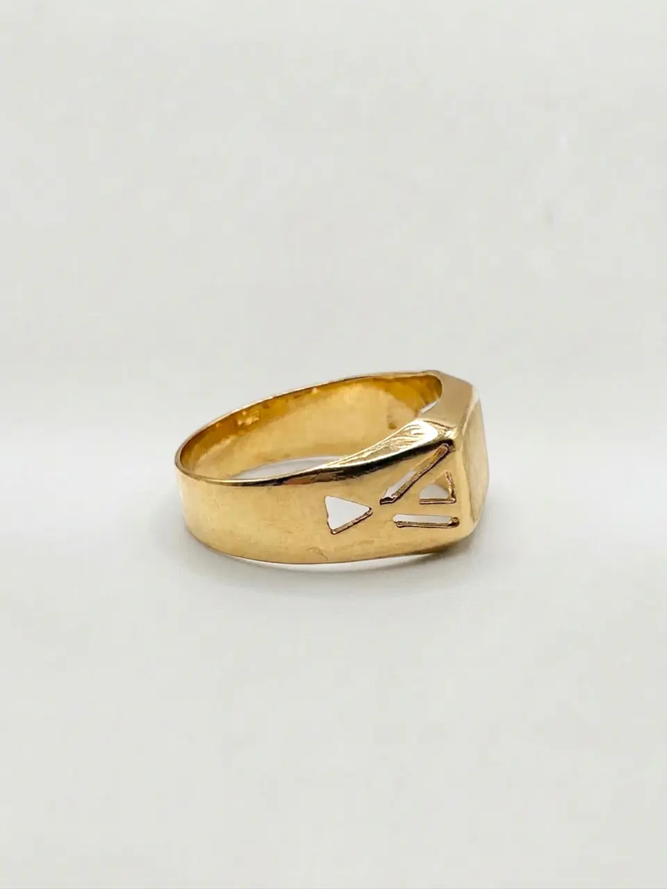 Anillo Sello Vanguardia Calada Oro 18k 2