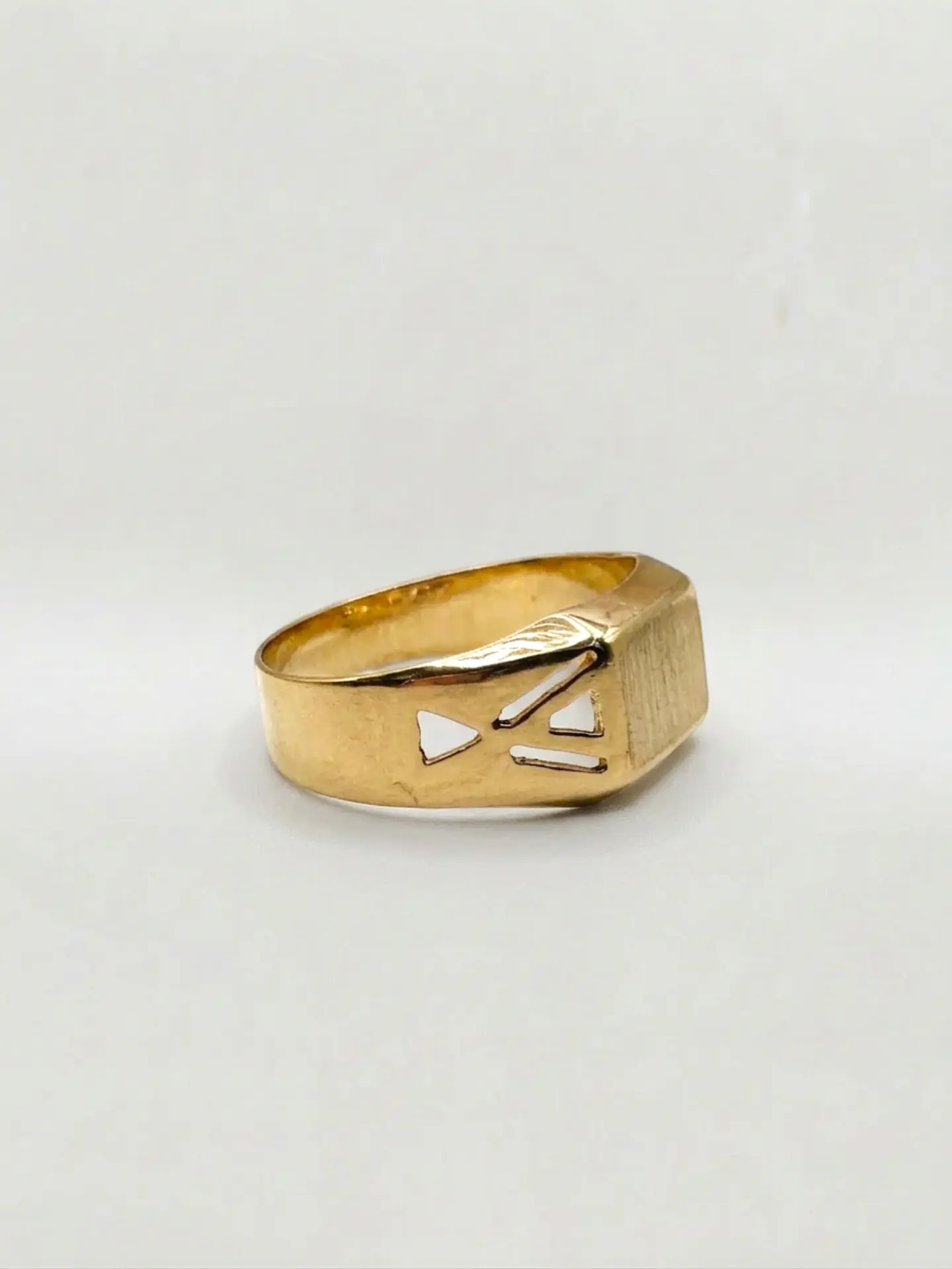 Anillo Sello Vanguardia Calada Oro 18k 4