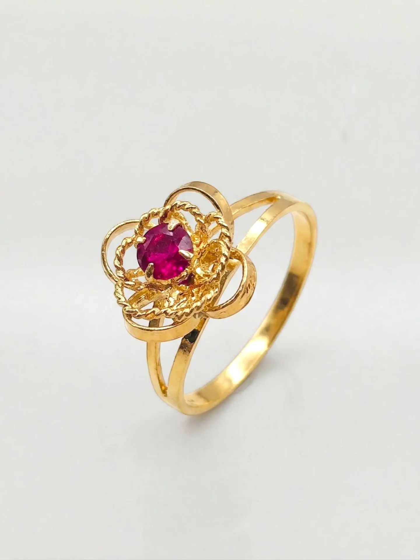 Anillo Doble Flor de Rubí Oro 18k 3