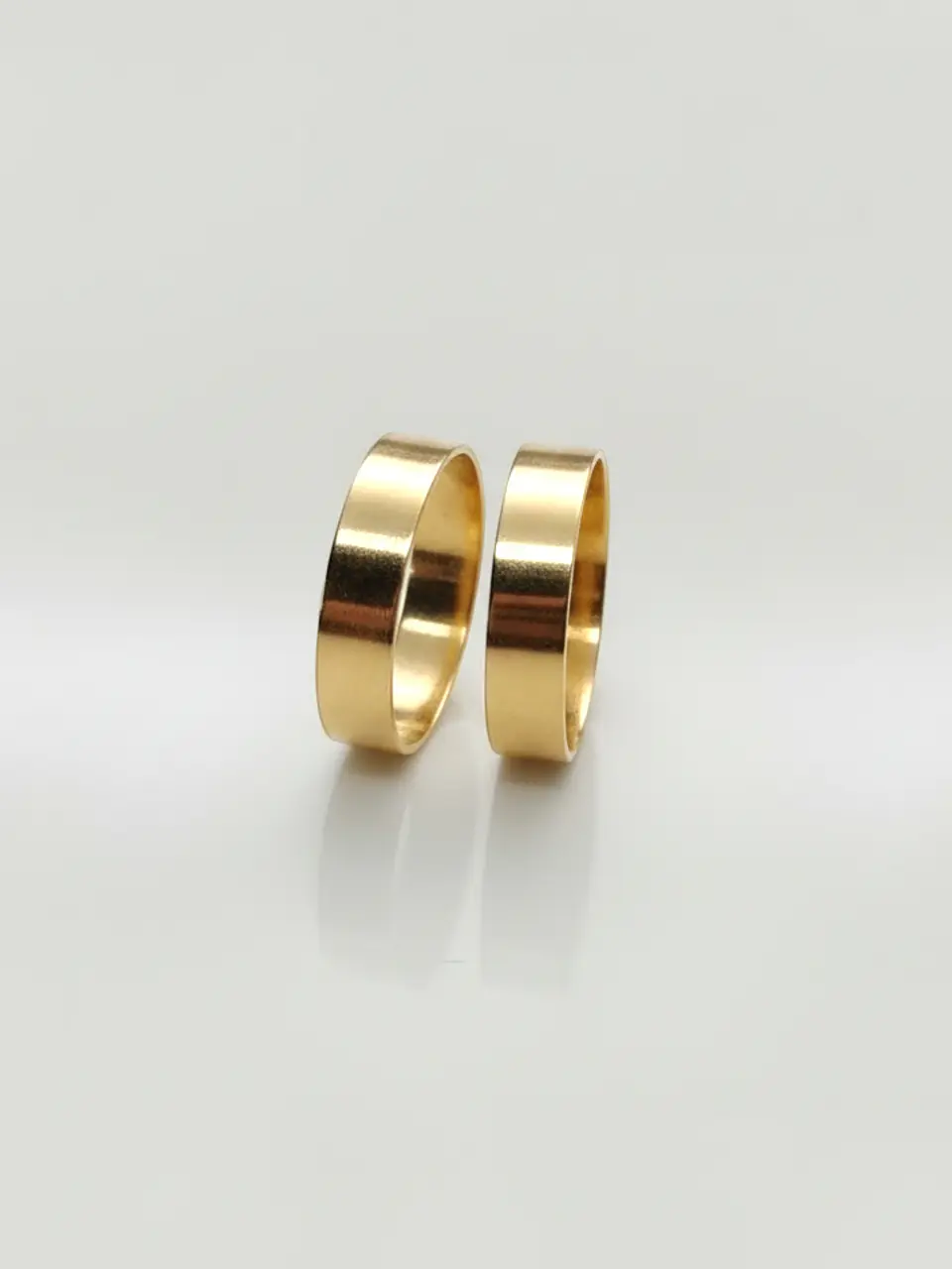 Argollas de Diseño Plano 4 mm Oro 18k 3
